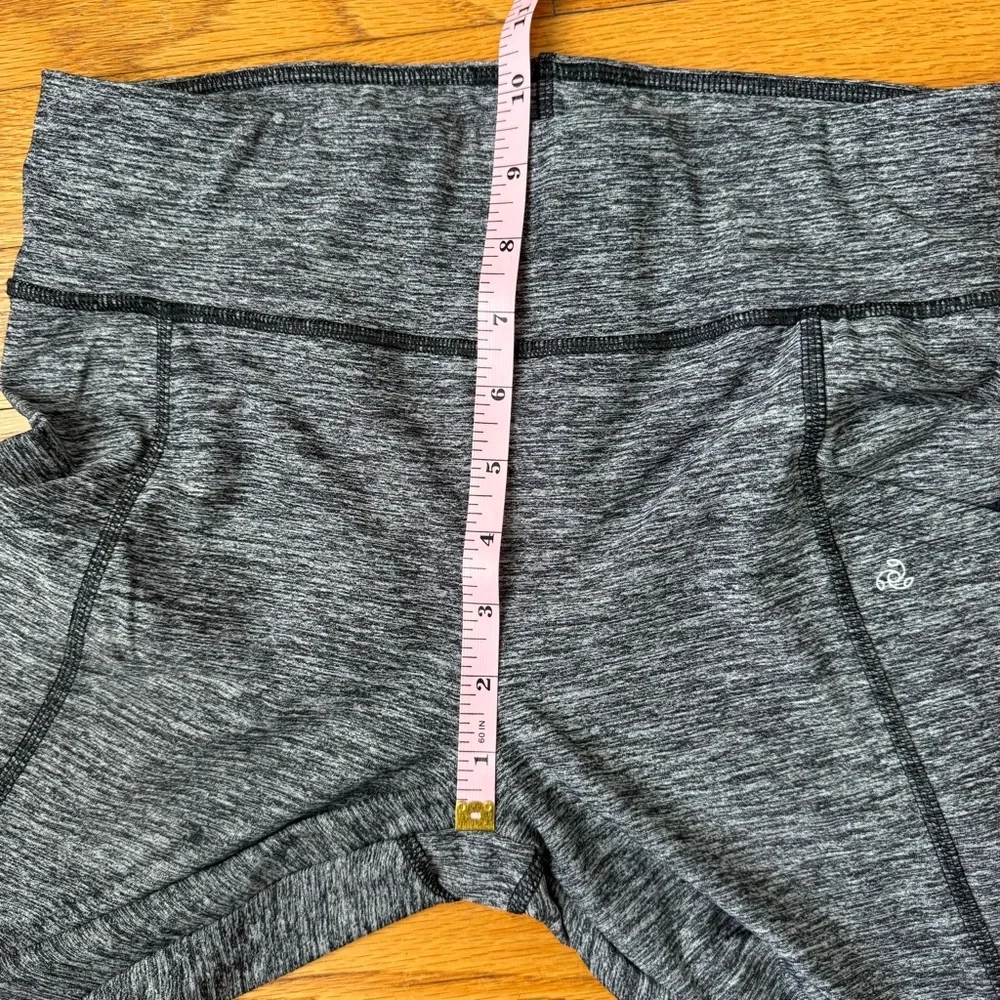 Jockey Women's Leggings with Side Pockets and Stay‎ Dry Technology